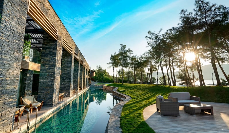 LUJO BODRUM INDIGO LAGUNA CLUB ROOM SWIM UP